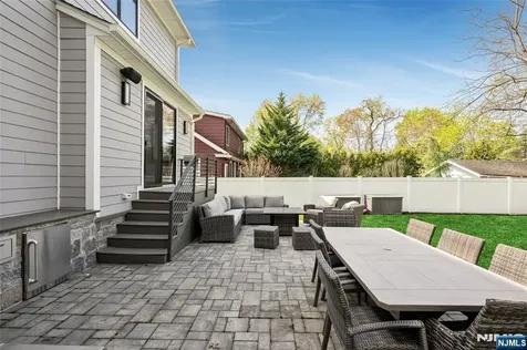 67 Westervelt Place Cresskill NJ 07626