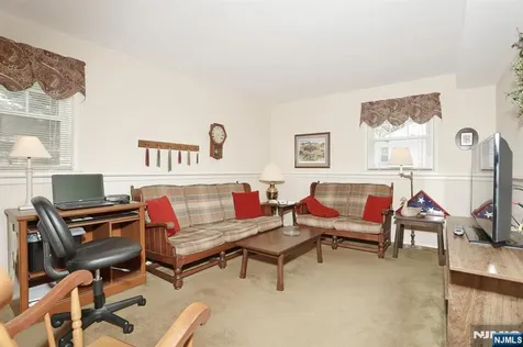 222 Merritt Drive Oradell NJ 07649