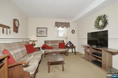 222 Merritt Drive Oradell NJ 07649