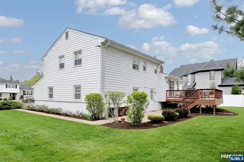 222 Merritt Drive Oradell NJ 07649