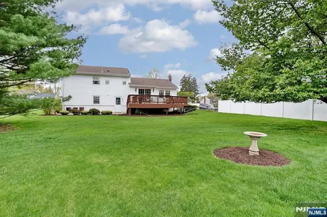 222 Merritt Drive Oradell NJ 07649
