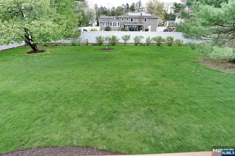 222 Merritt Drive Oradell NJ 07649