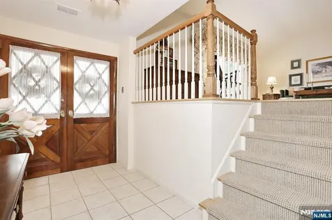 222 Merritt Drive Oradell NJ 07649