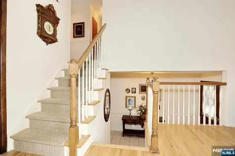 222 Merritt Drive Oradell NJ 07649