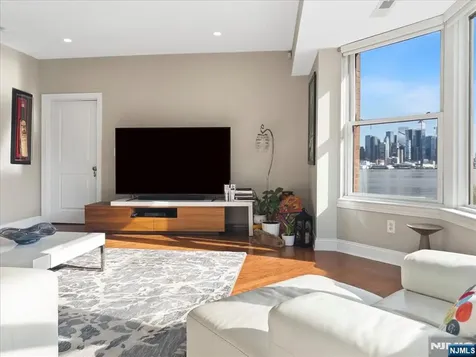 20 Avenue At Port Imperial West New York NJ 07093