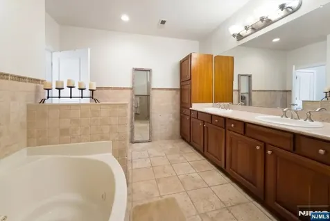 20 Avenue At Port Imperial West New York NJ 07093