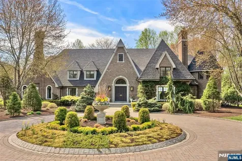 14 Eckert Farm Road Saddle River NJ 07458