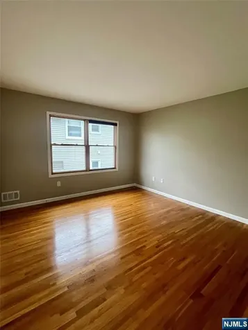254 Crystal Street North Arlington NJ 07031