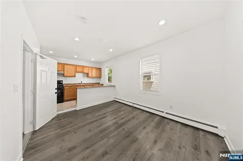 130 Park Avenue Englewood NJ 07631