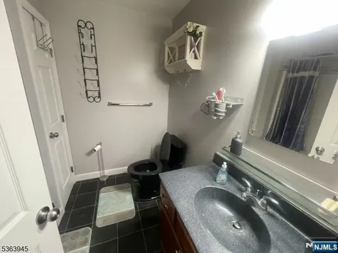 42 Riverlawn Drive Wayne NJ 07470