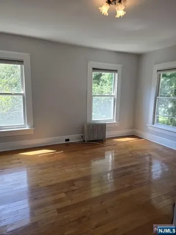 542 Doremus Avenue Glen Rock NJ 07452