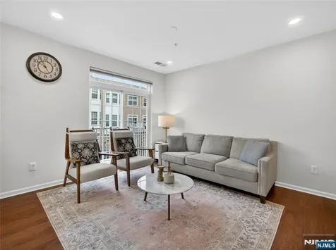 8 Veterans Drive Wood Ridge NJ 07075