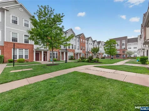 8 Veterans Drive Wood Ridge NJ 07075