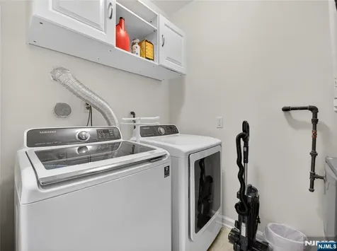 8 Veterans Drive Wood Ridge NJ 07075