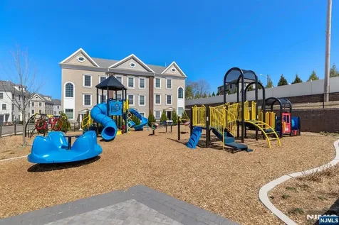8 Veterans Drive Wood Ridge NJ 07075