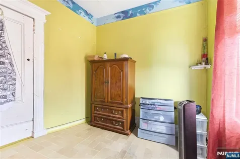 8-10 Horatio Street Newark NJ 07105