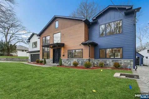 292 Magnolia Avenue Cresskill NJ 07626
