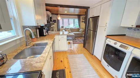 26 White Birch Trail Jefferson Township NJ 07460