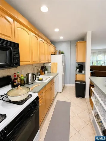 241 Johnson Avenue Hackensack NJ 07601