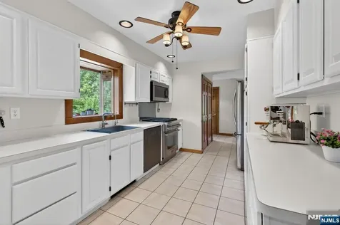 362 Walker Road West Orange NJ 07052