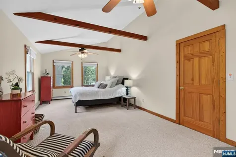 362 Walker Road West Orange NJ 07052