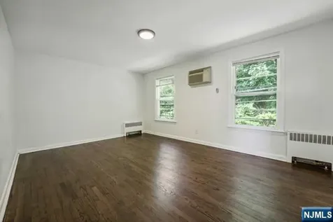24 Hutton Avenue West Orange NJ 07052