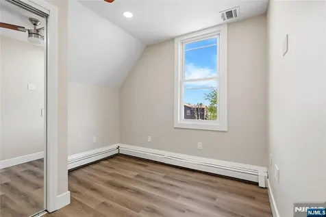 774 8th Street Secaucus NJ 07094