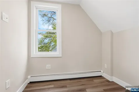 774 8th Street Secaucus NJ 07094