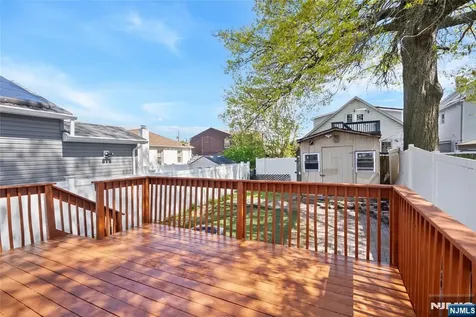 774 8th Street Secaucus NJ 07094