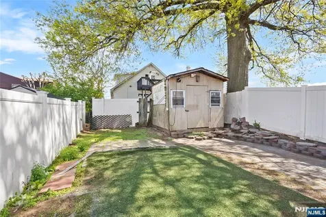 774 8th Street Secaucus NJ 07094