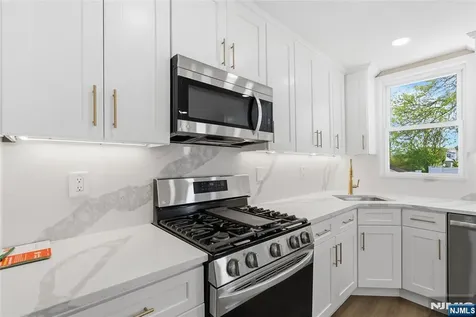 774 8th Street Secaucus NJ 07094