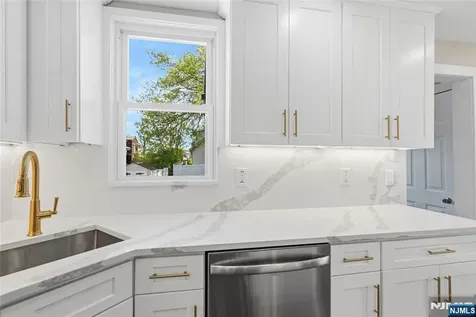 774 8th Street Secaucus NJ 07094
