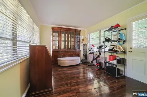 181 Crescent Street Closter NJ 07624