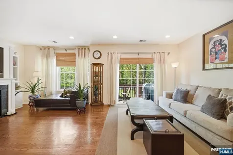 212 Riverwalk Way Clifton NJ 07014
