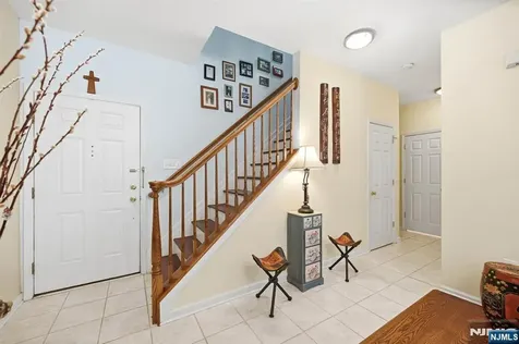 212 Riverwalk Way Clifton NJ 07014