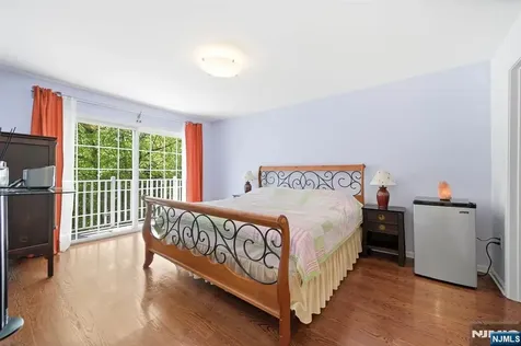 212 Riverwalk Way Clifton NJ 07014
