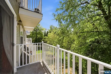 212 Riverwalk Way Clifton NJ 07014