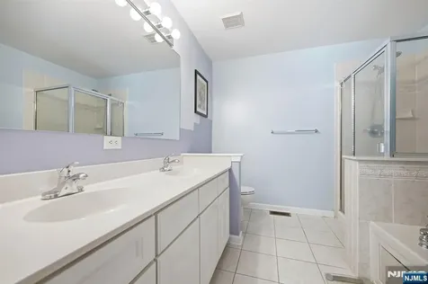 212 Riverwalk Way Clifton NJ 07014