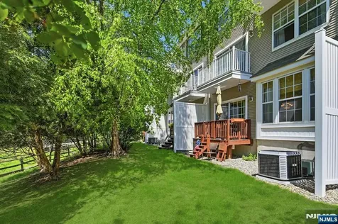 212 Riverwalk Way Clifton NJ 07014