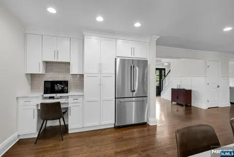 267 Merlin Place Wyckoff NJ 07481