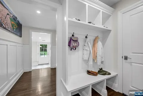 267 Merlin Place Wyckoff NJ 07481