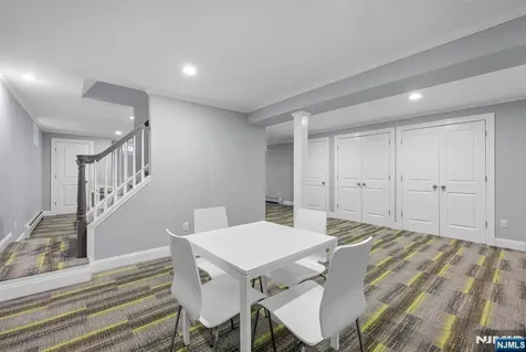 267 Merlin Place Wyckoff NJ 07481