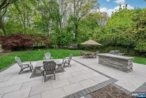 267 Merlin Place Wyckoff NJ 07481