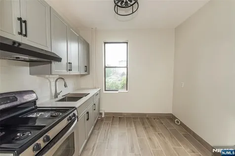 7111 Palisade North Bergen NJ 07047