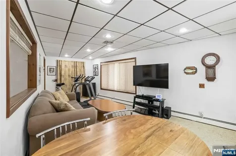 6 Seabert Lane Kinnelon Borough NJ 07405