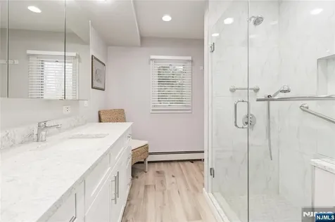 6 Seabert Lane Kinnelon Borough NJ 07405