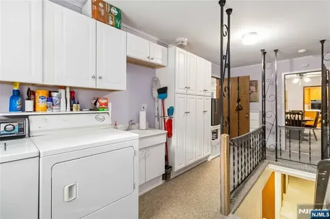 6 Seabert Lane Kinnelon Borough NJ 07405