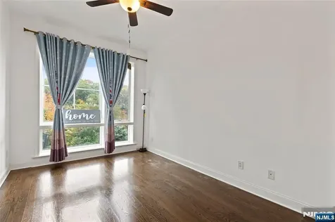 1600 Kaufers Lane Fort Lee NJ 07024