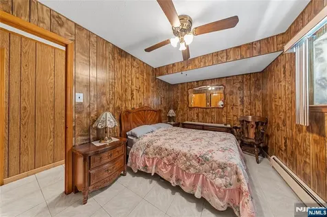 347 Manor Court Lyndhurst NJ 07071