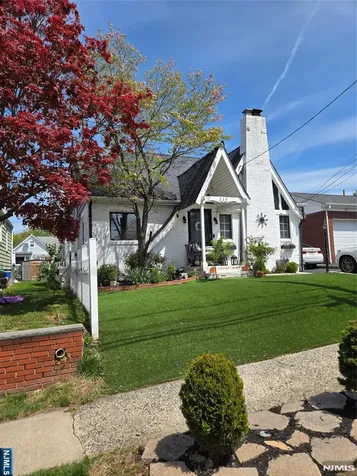239 Baldwin Hasbrouck Heights NJ 07604